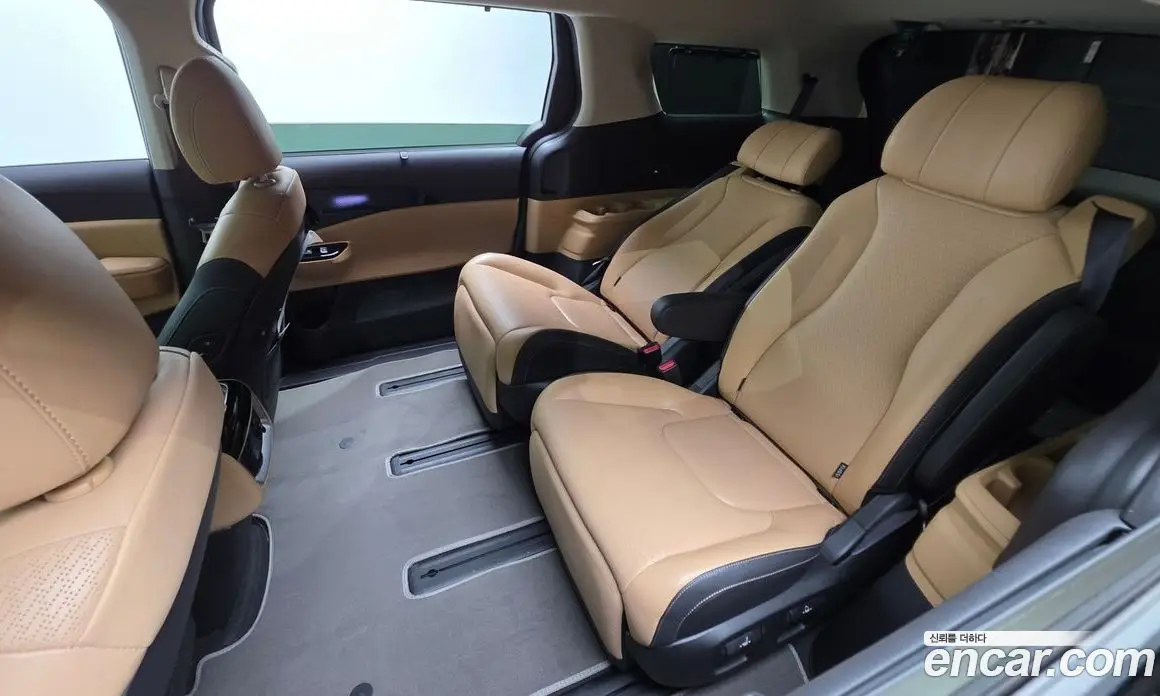 Kia Carnival 2023 3.5 автомат (гидро), фото 16 Kia Carnival 2023 3.5 автомат (гидро), фото 16