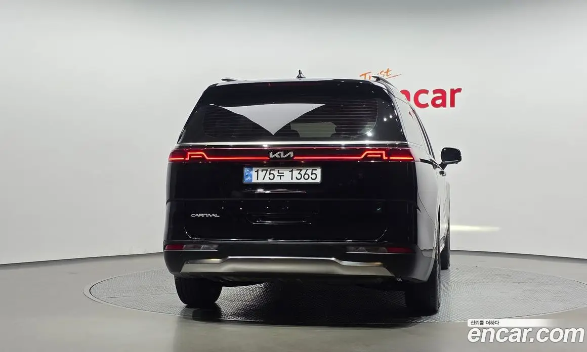 Kia Carnival 2023 3.5 автомат (гидро), фото 4 Kia Carnival 2023 3.5 автомат (гидро), фото 4