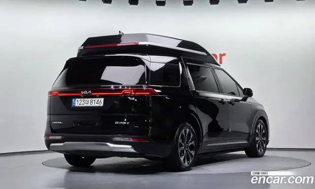 Kia Carnival 2023 3.5 автомат (гидро), миниатюра 2