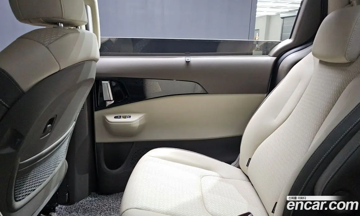 Kia Carnival 2024 3.5 автомат (гидро), фото 15