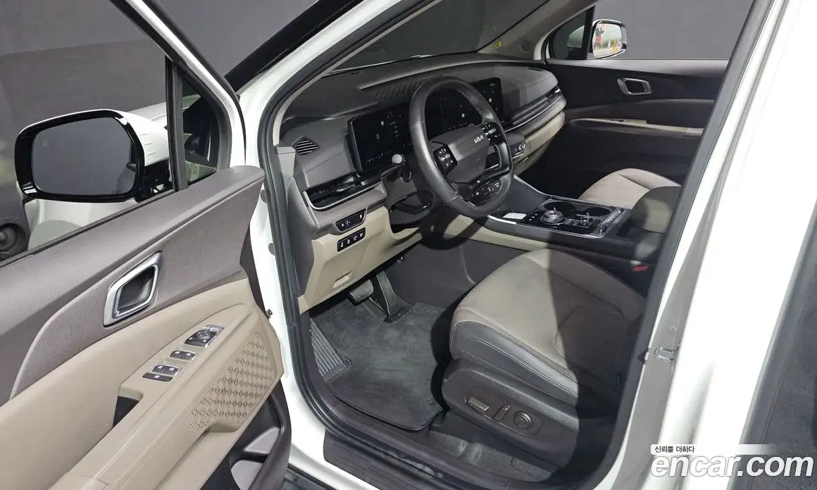 Kia Carnival 2025 1.6 автомат (гидро), фото 13