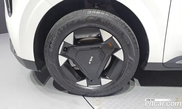 Kia Carnival 2025 1.6 автомат (гидро), миниатюра 5