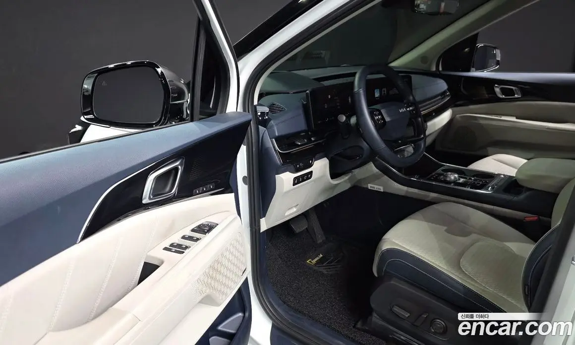 Kia Carnival 2025 1.6 автомат (гидро), фото 13 Kia Carnival 2025 1.6 автомат (гидро), фото 13