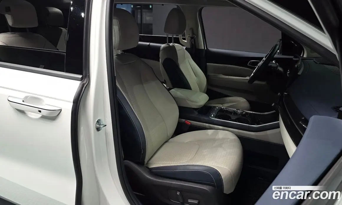 Kia Carnival 2025 1.6 автомат (гидро), фото 18 Kia Carnival 2025 1.6 автомат (гидро), фото 18