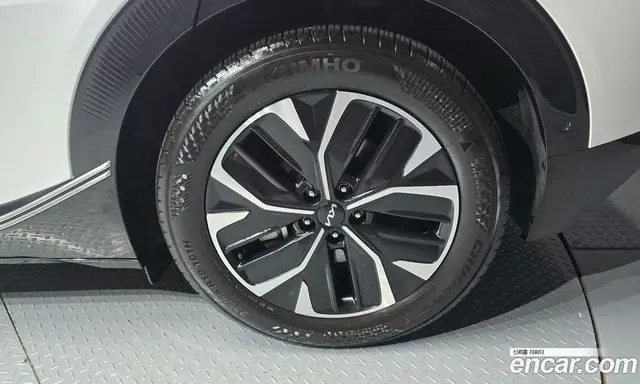 Kia EV6 2022 0.1 автомат (гидро), миниатюра 7 Kia EV6 2022 0.1 автомат (гидро), миниатюра 7