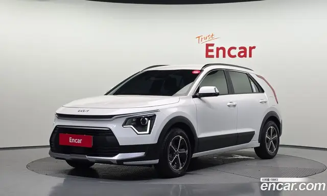 Kia Niro, 2025, 2 194 км