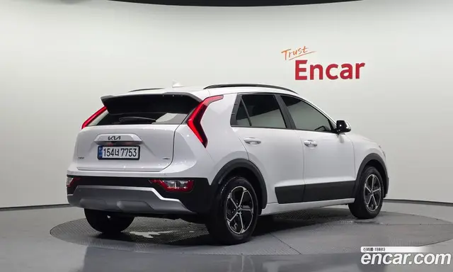 Kia Niro 2025 1.6 автомат (гидро), миниатюра 2