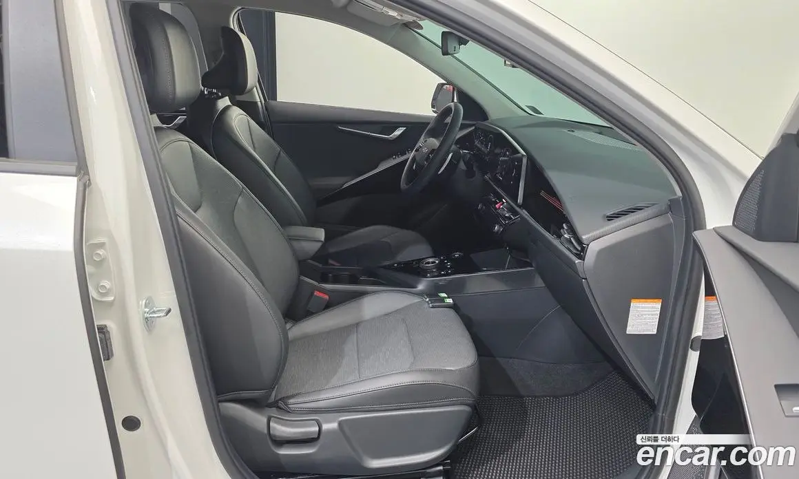 Kia Niro 2025 1.6 автомат (гидро), фото 16