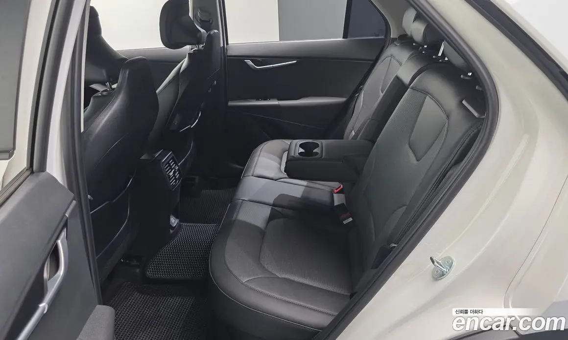 Kia Niro 2025 1.6 автомат (гидро), фото 18