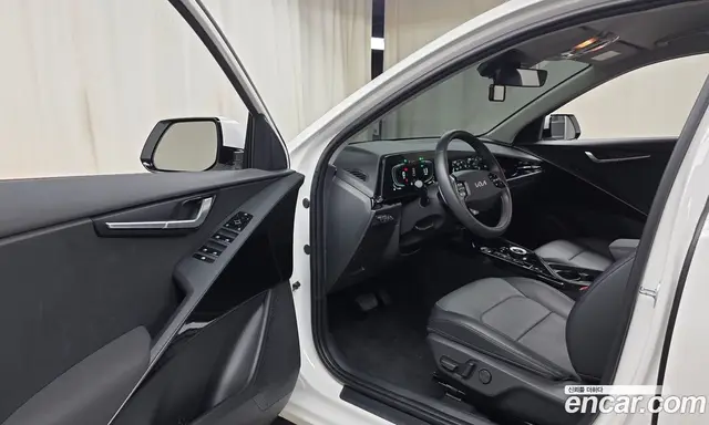 Kia Niro 2025 1.6 автомат (гидро), миниатюра 12