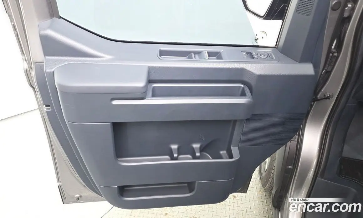 Kia PV5 2025 0.2 автомат (гидро), фото 15