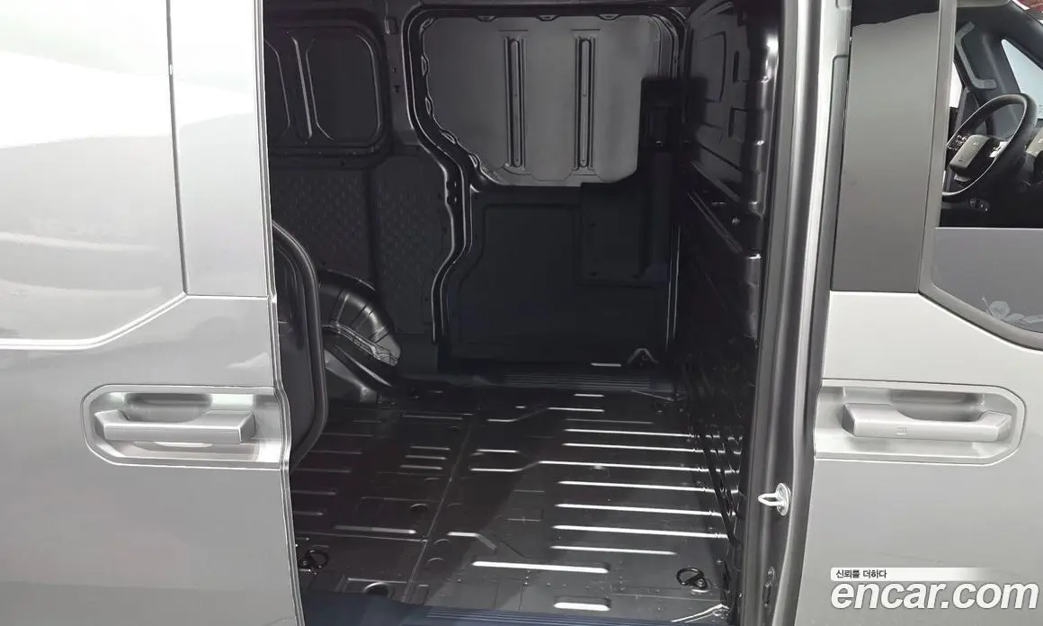 Kia PV5 2025 0.2 автомат (гидро), фото 17