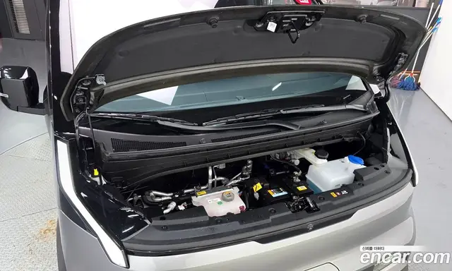 Kia PV5 2025 0.2 автомат (гидро), миниатюра 6