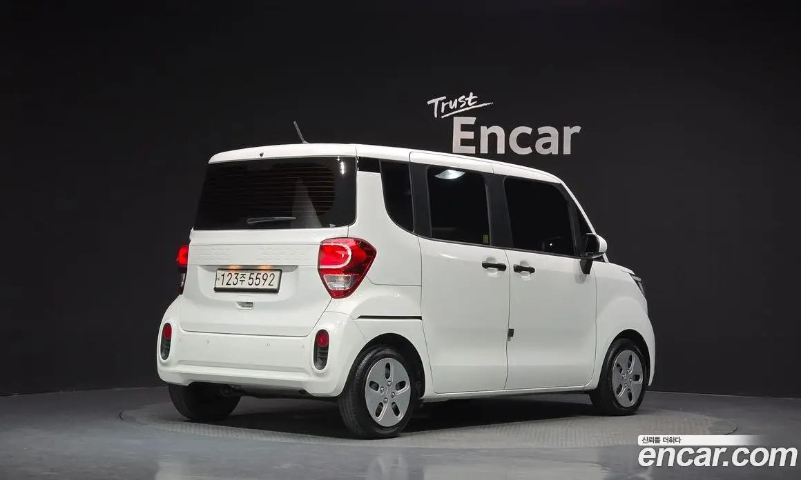 Kia Ray 2022 1.0 автомат (гидро), фото 2 Kia Ray 2022 1.0 автомат (гидро), фото 2
