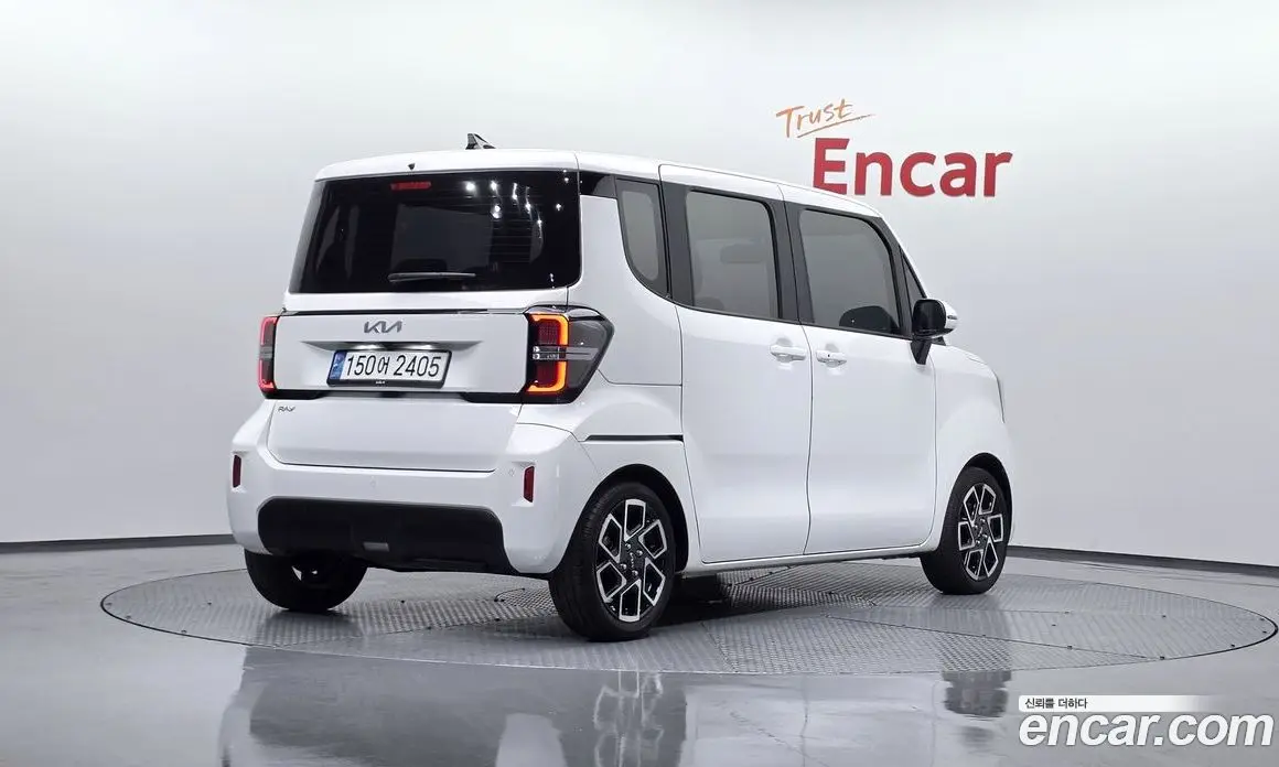 Kia Ray 2022 1.0 автомат (гидро), фото 1 Kia Ray 2022 1.0 автомат (гидро), фото 1