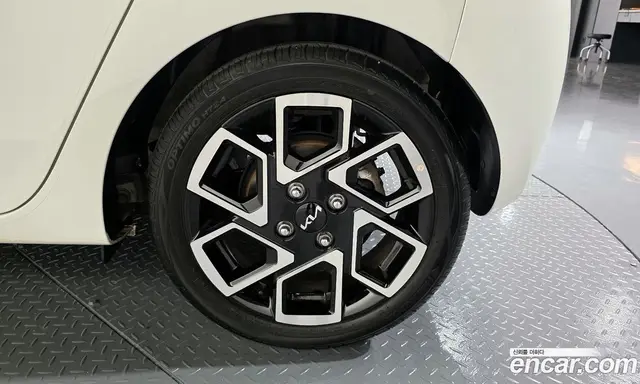 Kia Ray 2022 1.0 автомат (гидро), миниатюра 6 Kia Ray 2022 1.0 автомат (гидро), миниатюра 6