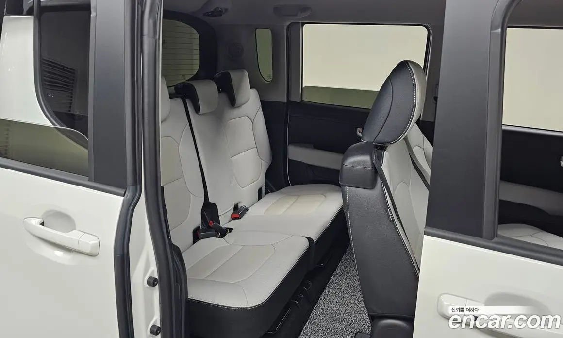 Kia Ray 2024 1.0 автомат (гидро), фото 16