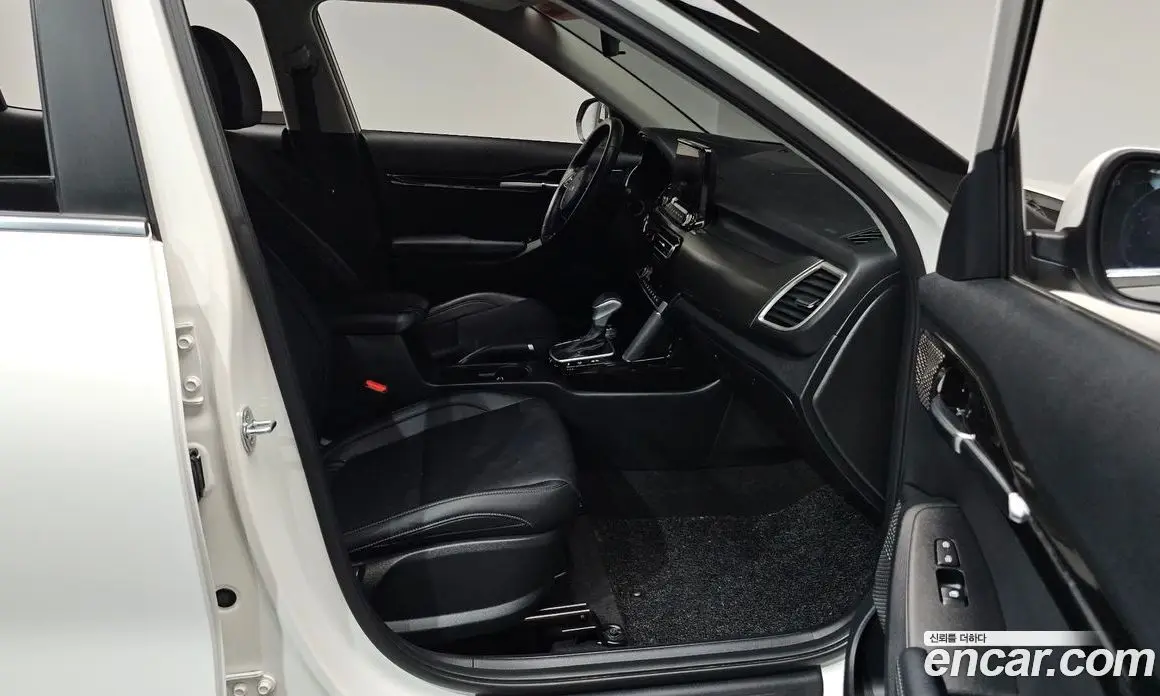Kia Seltos 2022 1.6 автомат (гидро), фото 15 Kia Seltos 2022 1.6 автомат (гидро), фото 15