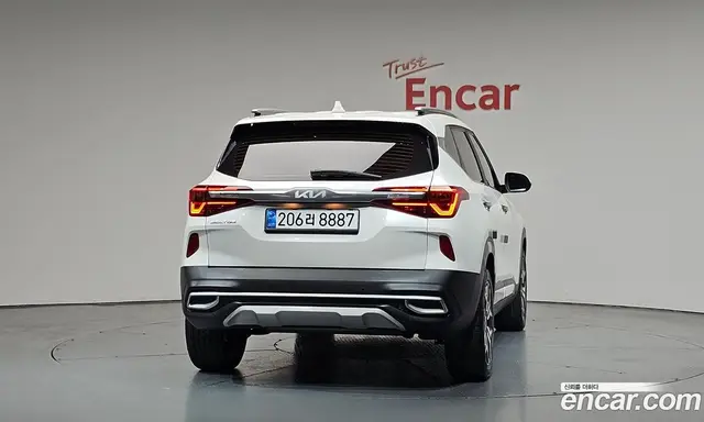 Kia Seltos 2022 1.6 автомат (гидро), миниатюра 3 Kia Seltos 2022 1.6 автомат (гидро), миниатюра 3