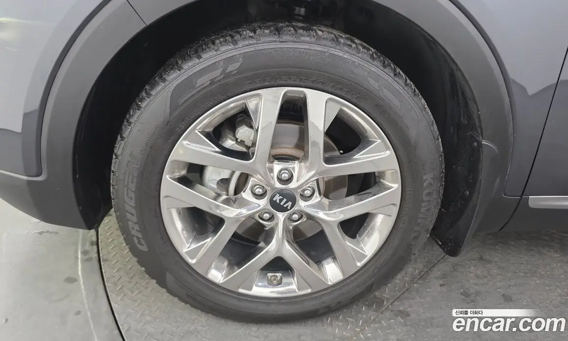 Kia Sorento 2019 2.0 автомат (гидро), фото 5 Kia Sorento 2019 2.0 автомат (гидро), фото 5