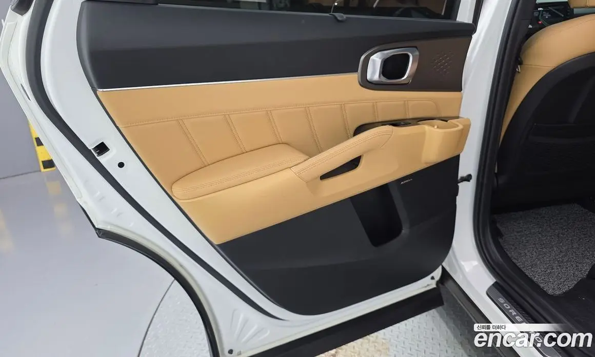 Kia Sorento 2022 1.6 автомат (гидро), фото 14 Kia Sorento 2022 1.6 автомат (гидро), фото 14