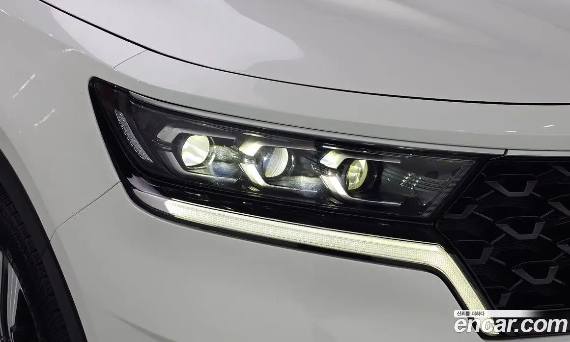 Kia Sorento 2023 1.6 автомат (гидро), фото 8