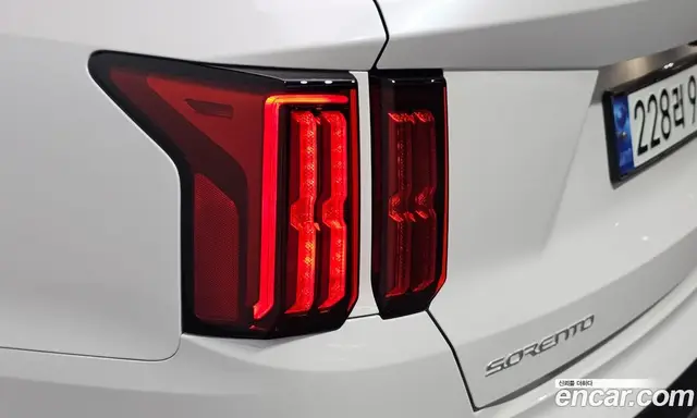 Kia Sorento 2023 1.6 автомат (гидро), миниатюра 9