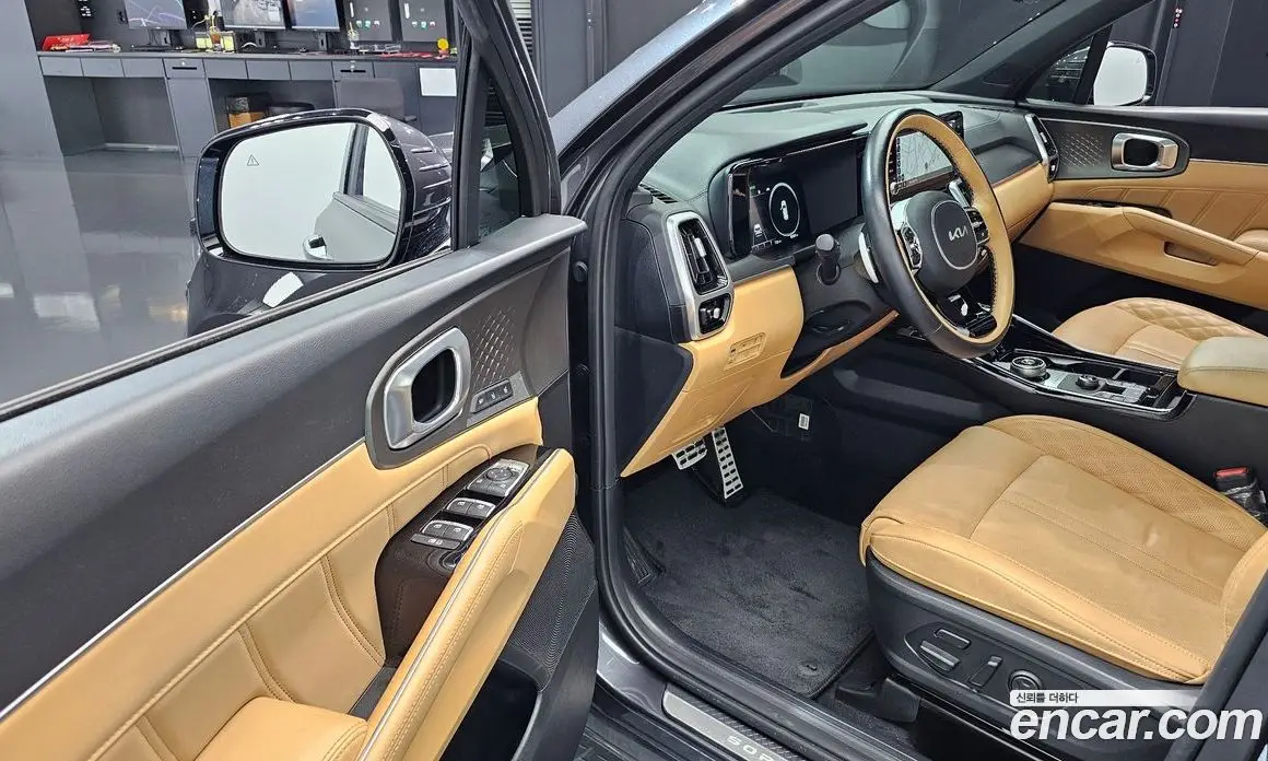 Kia Sorento 2023 2.5 автомат (гидро), фото 12