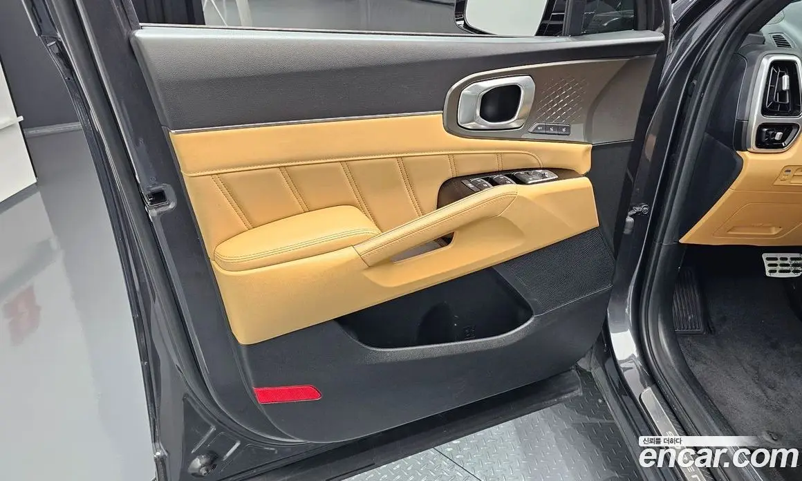 Kia Sorento 2023 2.5 автомат (гидро), фото 13