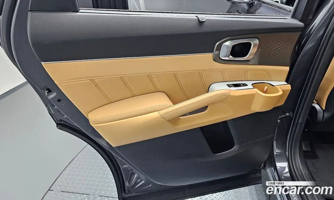 Kia Sorento 2023 2.5 автомат (гидро), фото 14
