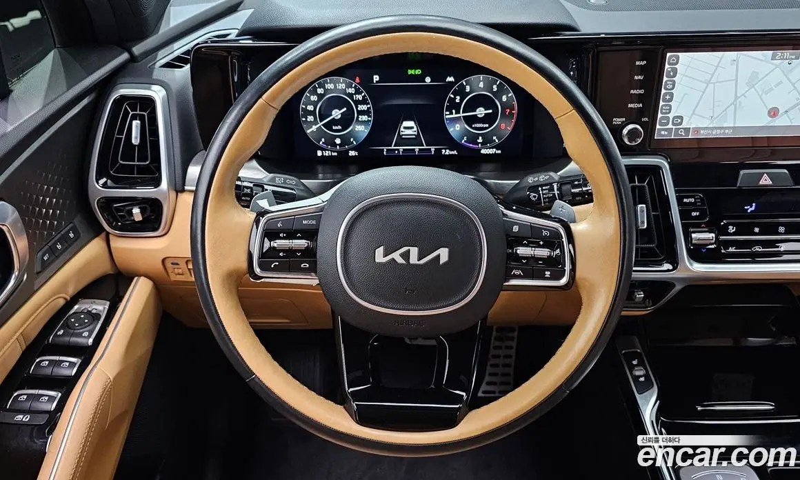 Kia Sorento 2023 2.5 автомат (гидро), фото 18