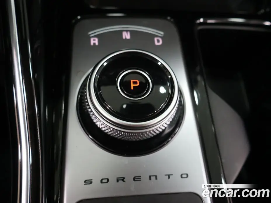 Kia Sorento 2023 2.5 автомат (гидро), фото 13