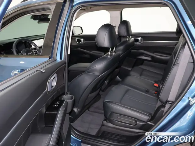 Kia Sorento 2023 2.5 автомат (гидро), миниатюра 10