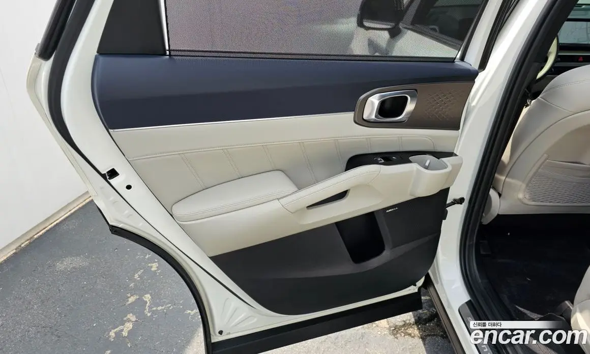 Kia Sorento 2024 1.6 автомат (гидро), фото 15 Kia Sorento 2024 1.6 автомат (гидро), фото 15
