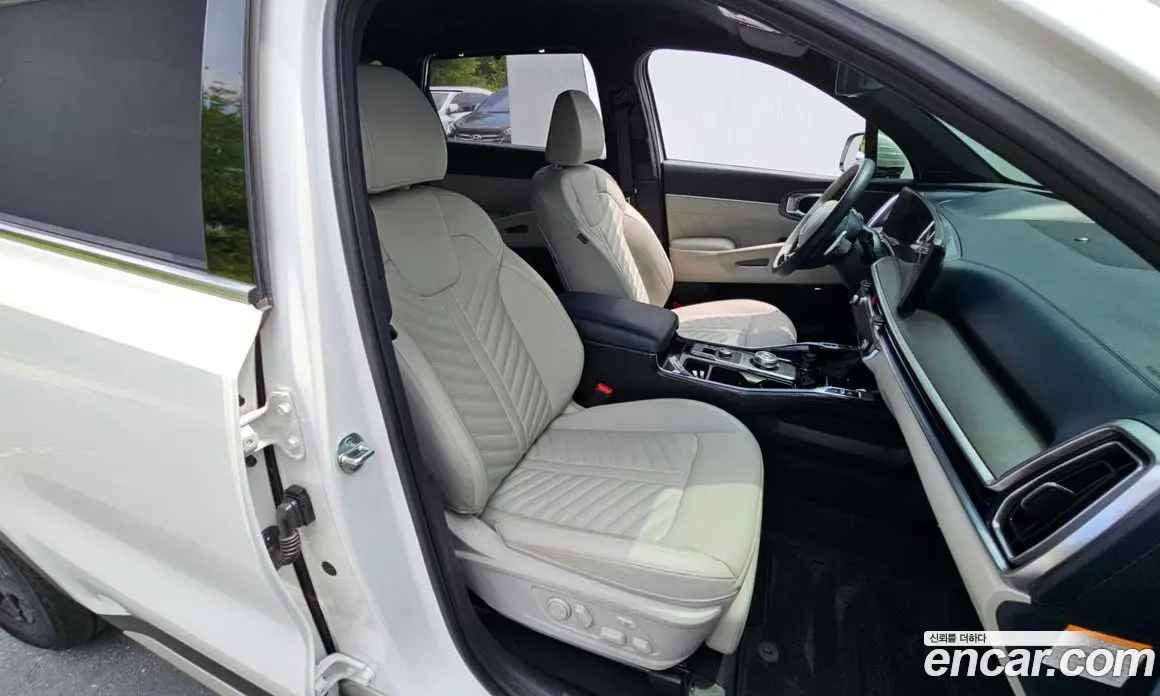 Kia Sorento 2024 1.6 автомат (гидро), фото 16 Kia Sorento 2024 1.6 автомат (гидро), фото 16