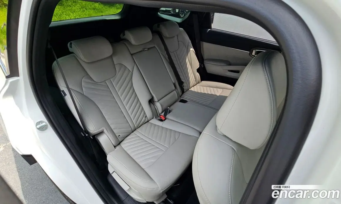 Kia Sorento 2024 1.6 автомат (гидро), фото 18 Kia Sorento 2024 1.6 автомат (гидро), фото 18