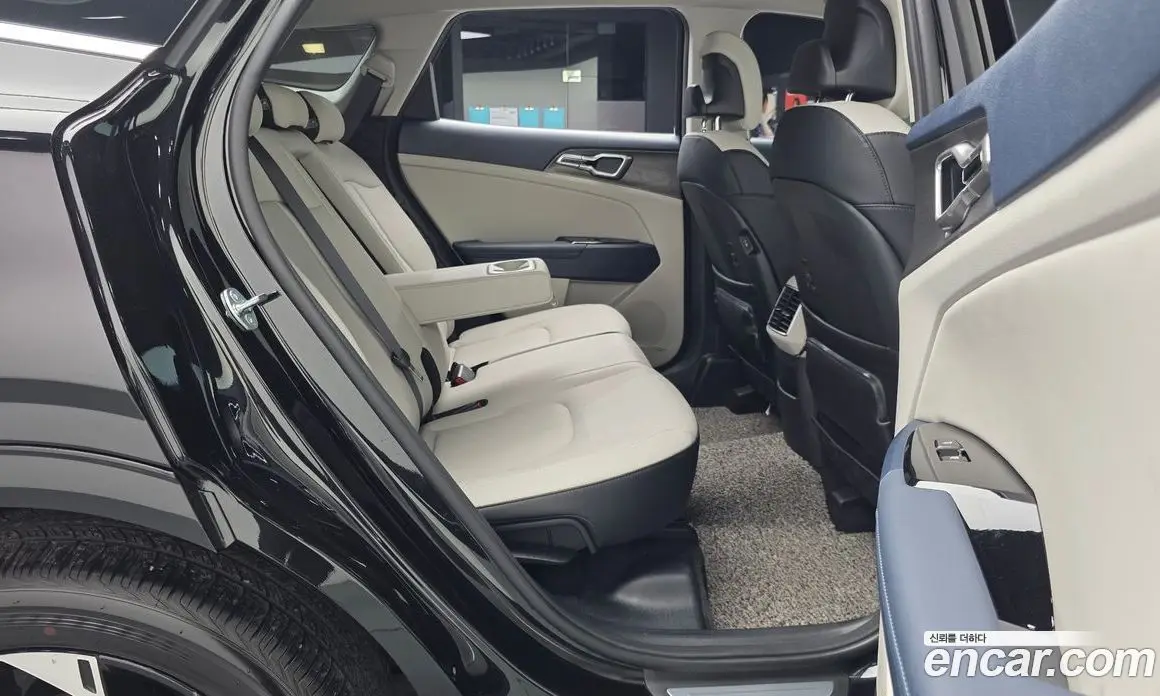 Kia Sportage 2024 1.6 автомат (гидро), фото 17 Kia Sportage 2024 1.6 автомат (гидро), фото 17