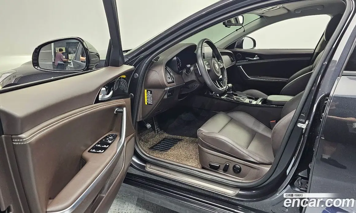 Kia Stinger 2018 2.0 автомат (гидро), фото 13 Kia Stinger 2018 2.0 автомат (гидро), фото 13