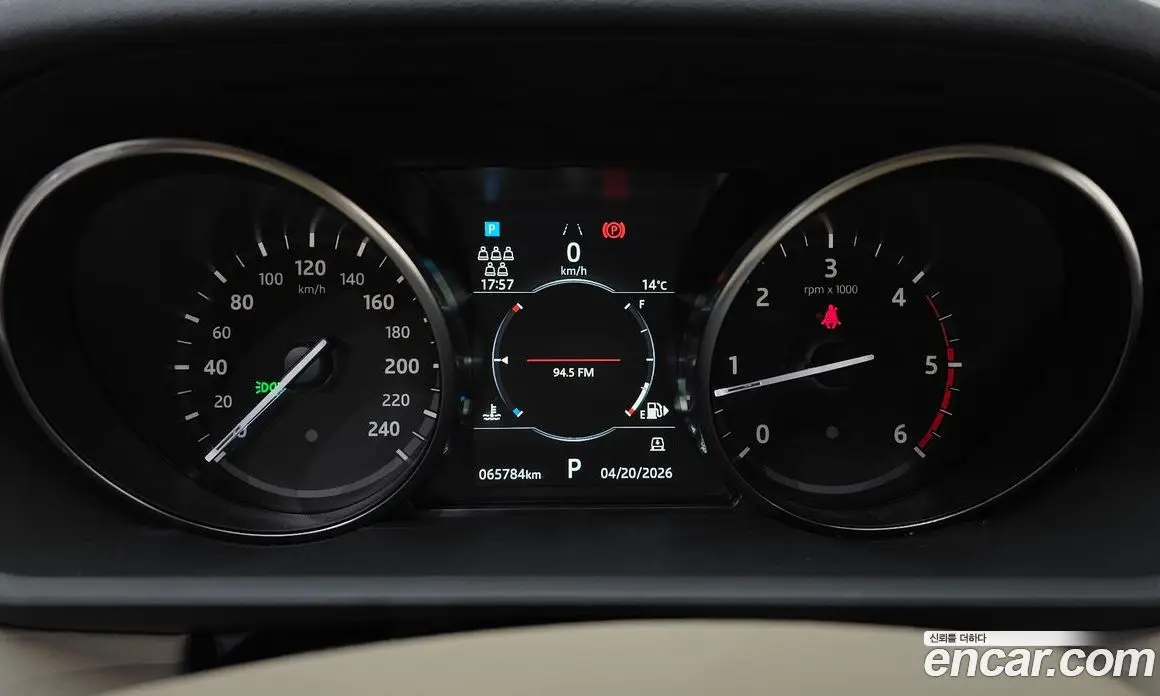 Land Rover Discovery 2019 2.0 автомат (гидро), фото 11