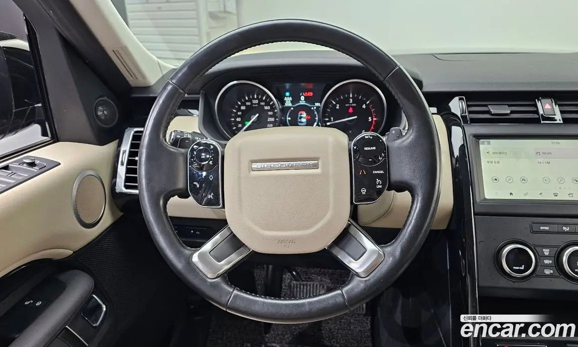 Land Rover Discovery 2019 2.0 автомат (гидро), фото 19
