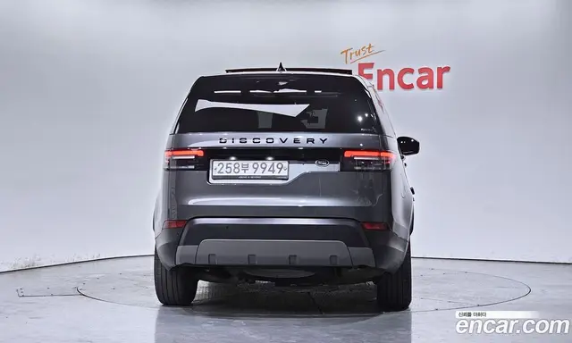 Land Rover Discovery 2019 2.0 автомат (гидро), миниатюра 4