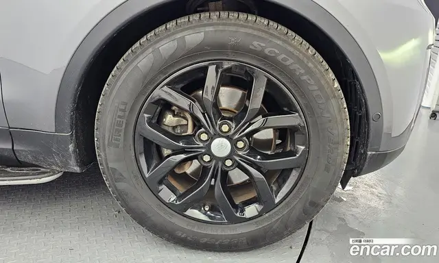 Land Rover Discovery 2019 2.0 автомат (гидро), миниатюра 7