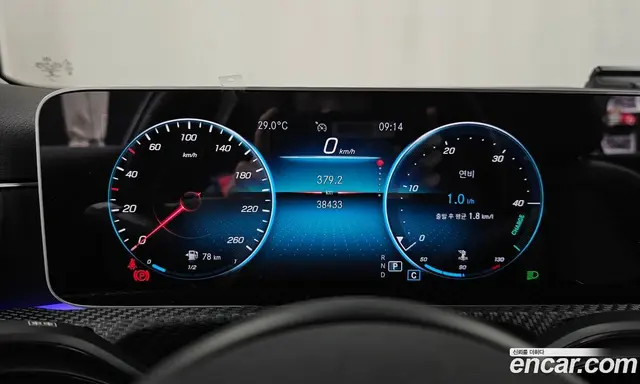 Mercedes-Benz A-Class 2020 2.0 автомат (гидро), миниатюра 11