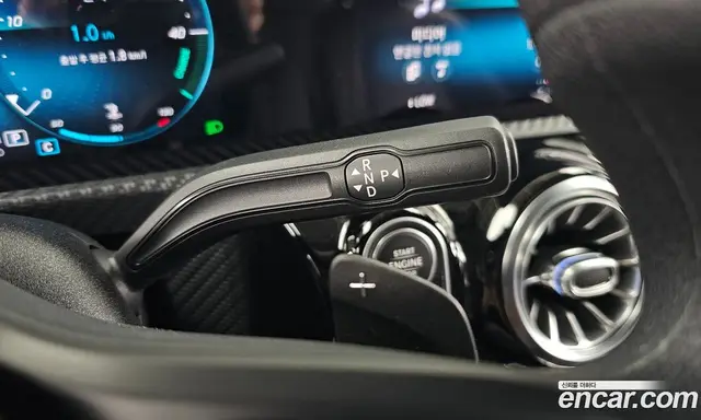 Mercedes-Benz A-Class 2020 2.0 автомат (гидро), миниатюра 12