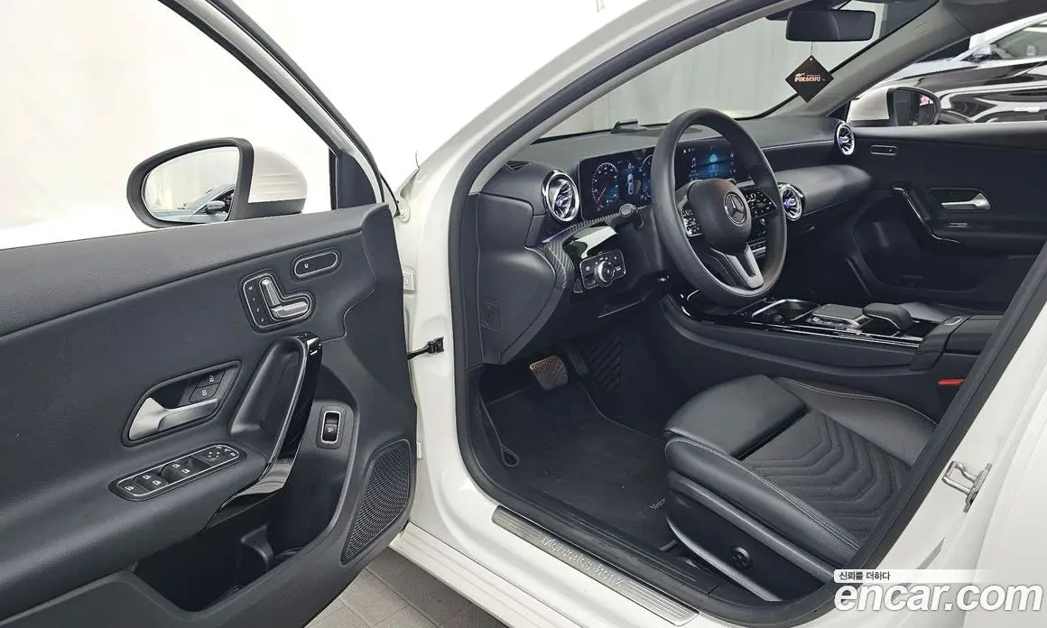 Mercedes-Benz A-Class 2020 2.0 автомат (гидро), фото 13