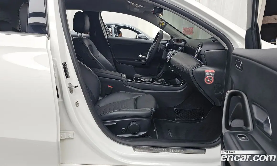 Mercedes-Benz A-Class 2020 2.0 автомат (гидро), фото 17