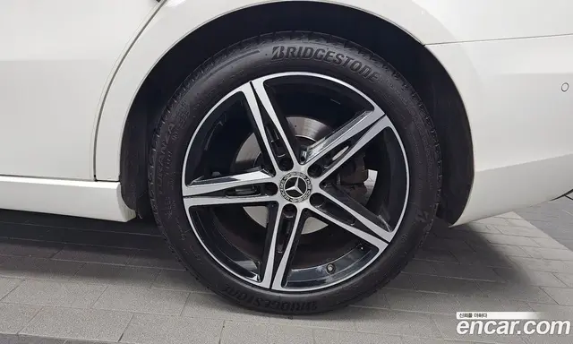 Mercedes-Benz A-Class 2020 2.0 автомат (гидро), миниатюра 7