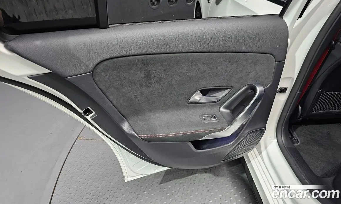 Mercedes-Benz A-Class 2022 2.0 автомат (гидро), фото 15 Mercedes-Benz A-Class 2022 2.0 автомат (гидро), фото 15