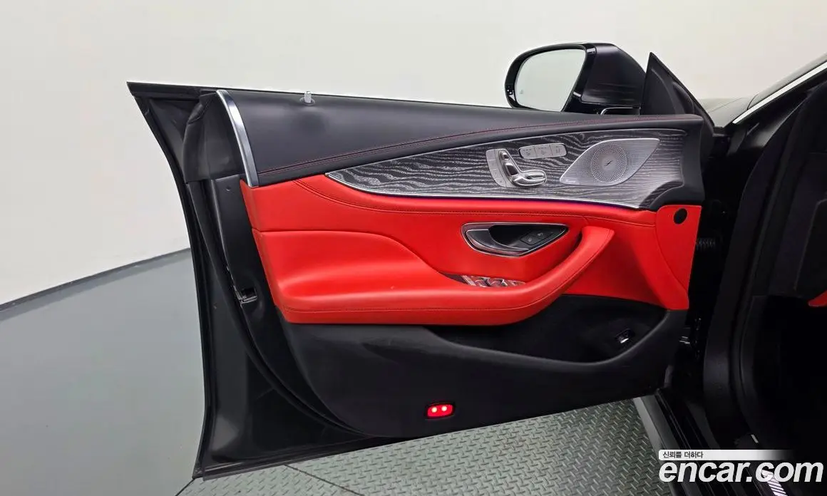Mercedes-Benz AMG GT 2023 3.0 автомат (гидро), фото 13