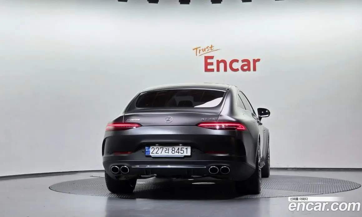 Mercedes-Benz AMG GT 2023 3.0 автомат (гидро), фото 3